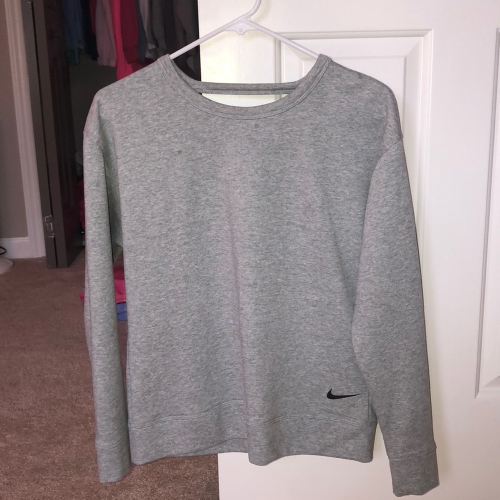 Gray Nike Pullover